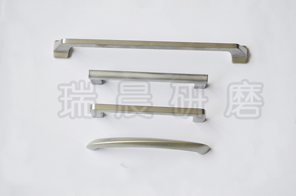 研磨門把手